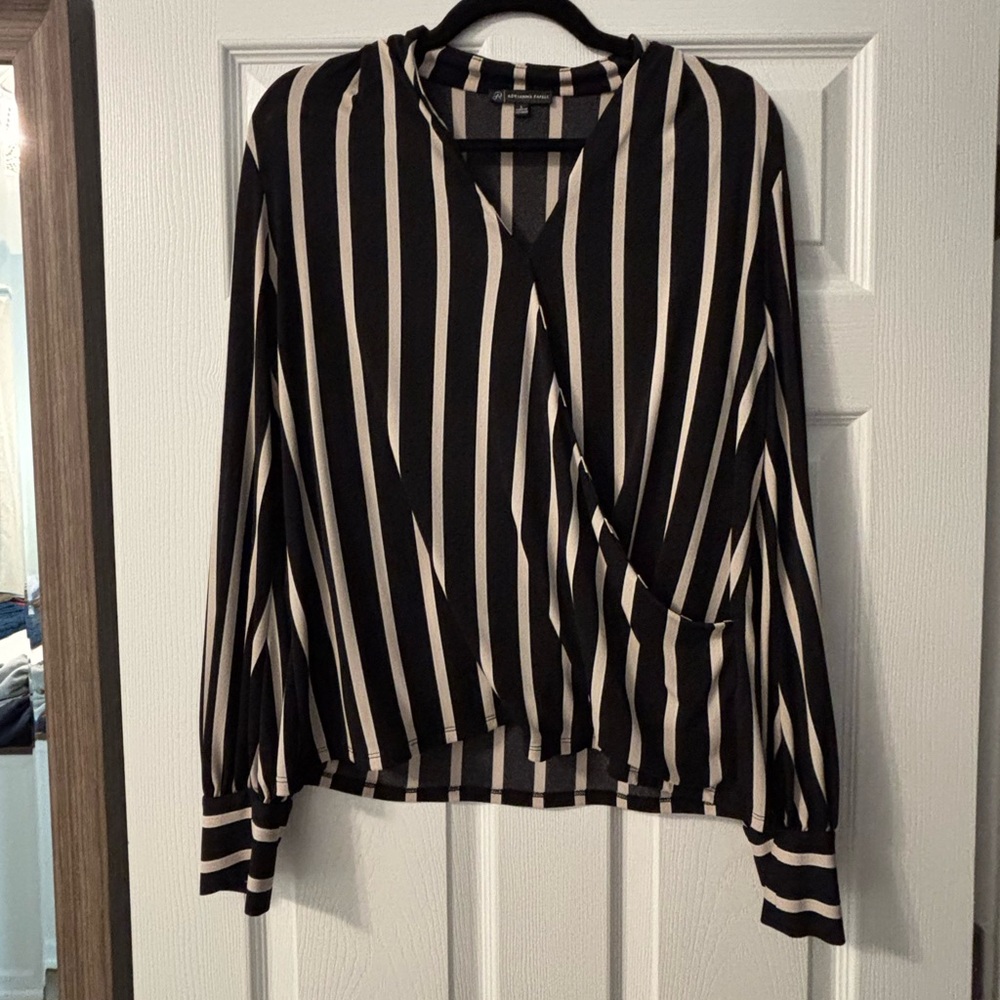 Adrianna Papell Black and Cream Striped Blouse